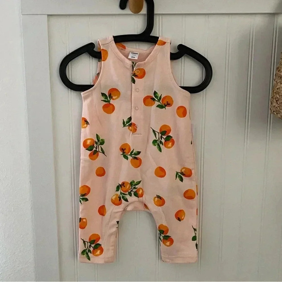 Old Navy Oranges Print Sleeveless Jumpsuit Romper 3-6 Months NWT - Picture 1 of 5